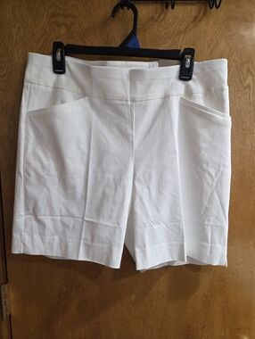 Chico's Perfect Stretch Josie 7" Shorts